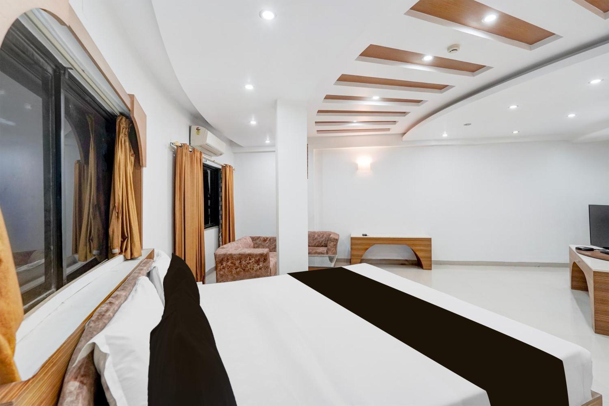 Super Townhouse Mg Road Porbandar Formerly Hotel Harmony Екстер'єр фото